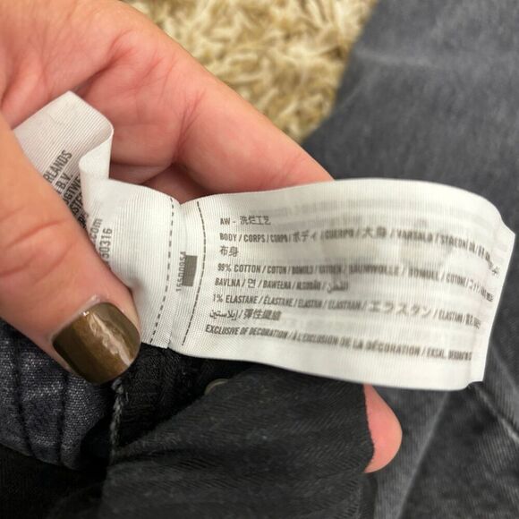 Abercrombie & Fitch The 90’s Straight Ultra High Rise Jeans - Picture 6 of 6